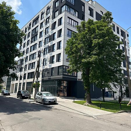 Люкс Апартаменти В Центрі Жк Театральний І Жк Шевченка روفنو المظهر الخارجي الصورة